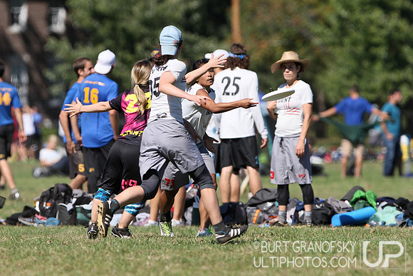 USAU NE Regionals 2013 -- Women's, Sunday Round 3