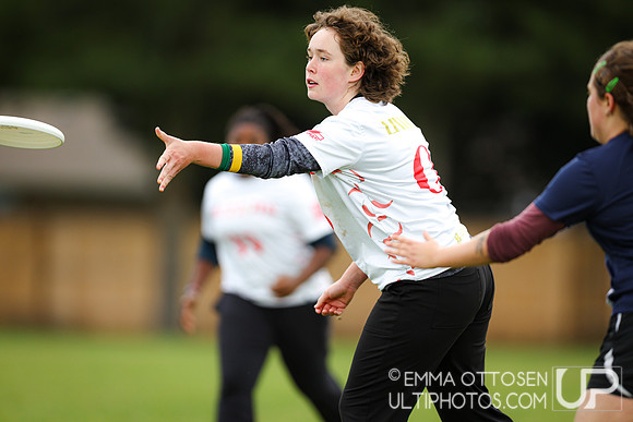 Sunday full coverage from USAU D-IIII College Championships: Round 2