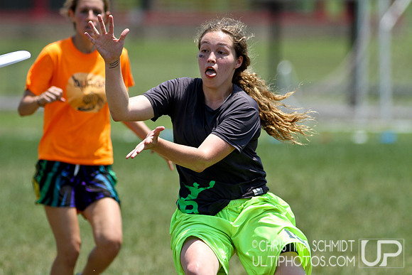 Sunday Girls Finals -- USAU 2012 HS Southerns