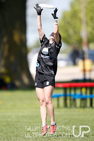 Day 2 of USA Ultimate 2022 D-III College Championships