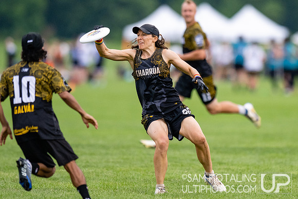 Charrúa vs Eintracht Frankfurt in pool play at World Ultimate Club Championships