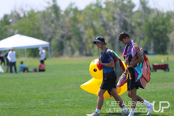 Pool play at USAU Youth Club Championships