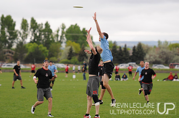 Sunday Photo Highlights Preview -- 2011 USAU College Championship