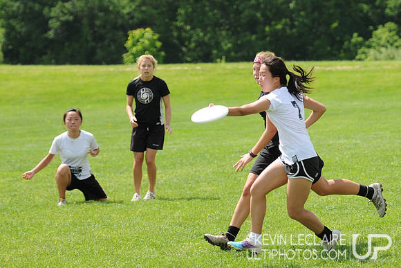 Saturday 10:45am Girls Divison -- 2011 High School Easterns