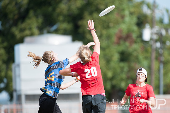 USAU_Nationals_2013_Sunday_20131020_110352_JBP12167