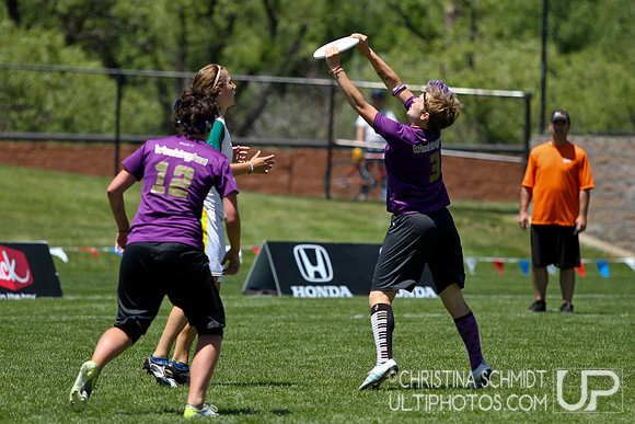 2012 USAU D-I College Championships Monday Women's Finals