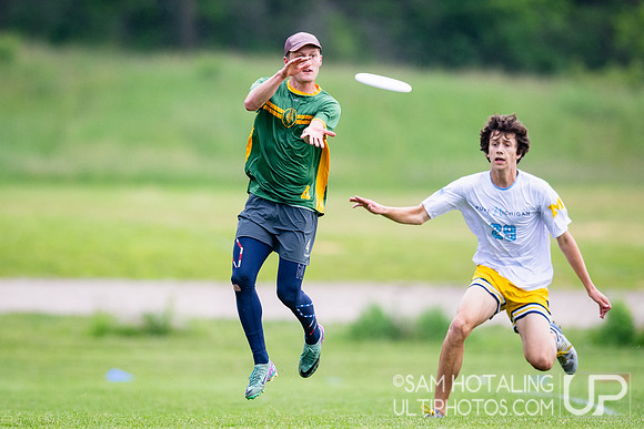 Men’s pool play at USAU DI College Championships