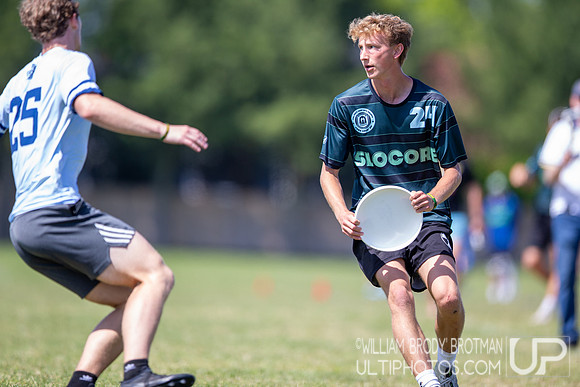 Day 2 of the USA Ultimate D-I College Championships