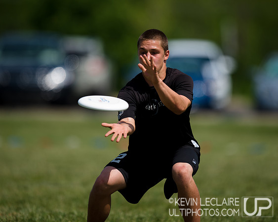 2014 USAU D-I College Champs Saturday Round 4 Action