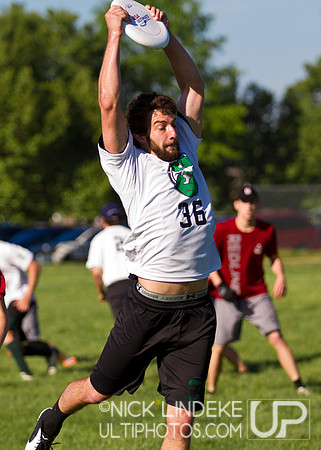 2014 USAU D-I College Champs Saturday Action