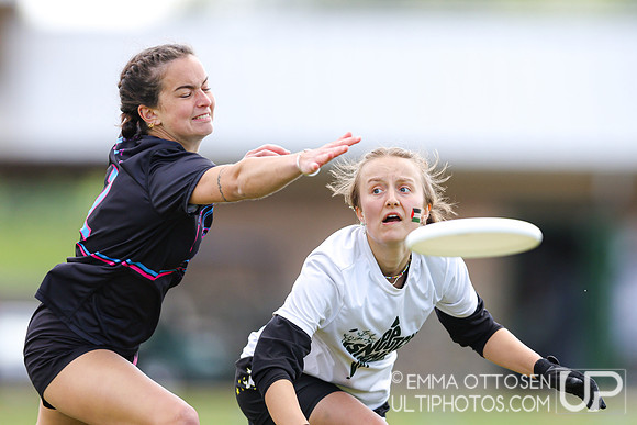 Sunday full coverage from USAU D-IIII College Championships: Semi-Finals