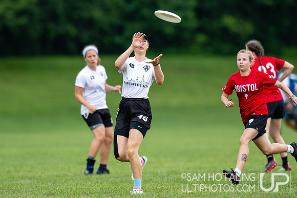 Bristol Women vs FABulous in pool play at World Ultimate Club Championships