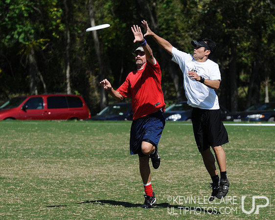 Old Glory v. Old n' Busted in 2009 Midatlantic Masters Regionals Pool Play