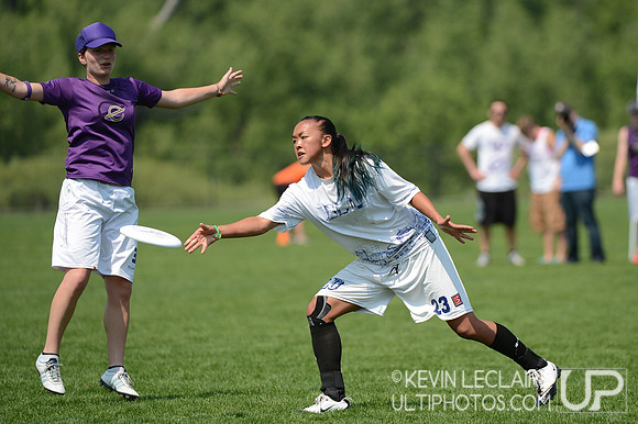 2012 USAU D-I College Championships Saturday Action