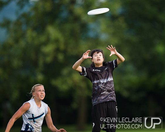 Tuesday Round 5 Pool Play Action