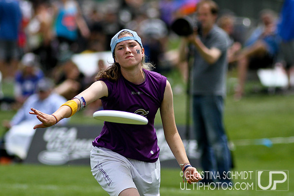 2012 USAU D-I College Championships Sunday Action