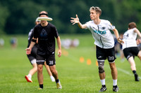 SMOG 1 vs SUFC Valhalla in pool play at World Ultimate Club Championships