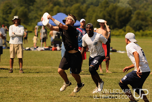 Sunday Elite Open Playoff action -- Chesapeake Open 2010