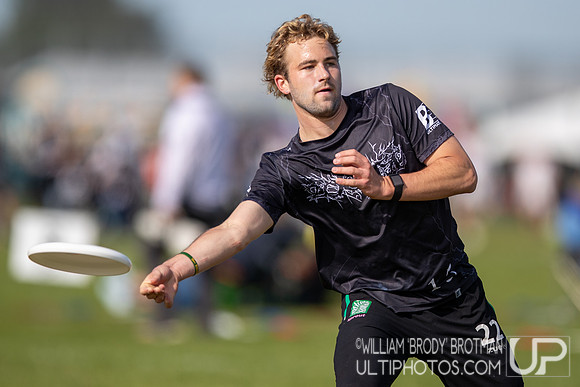 Day 2 of the USA Ultimate D-I College Championships
