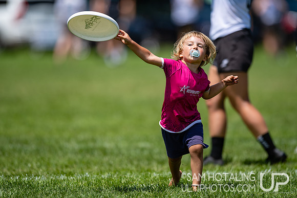 TOKYO Mavericks vs Revolution in quarterfinals at World Ultimate Club Championships