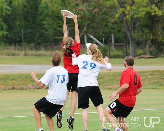 Sunday action at 2010 Capital Mixed Sectionals.