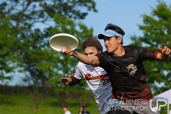 Pool play at USAU D1 College Championships