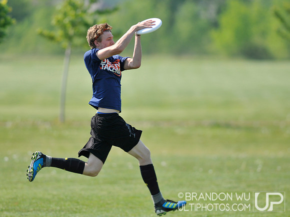Saturday Open Pool Play & Crossovers - 2012 USAU D-III College Championships