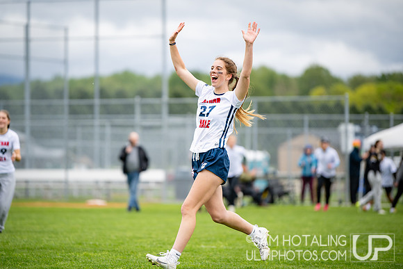 Pool play round IV at DiscNW Spring Reign