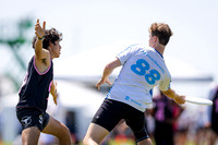 Saturday full coverage from USAU D-I College Championships, Massachusetts vs Texas