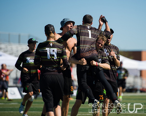 Drag'n Thrust vs. Ghosts Mixed Semi 2013 USA Ultimate Club Natio