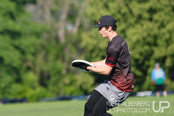 Pool play at USAU D1 College Championships