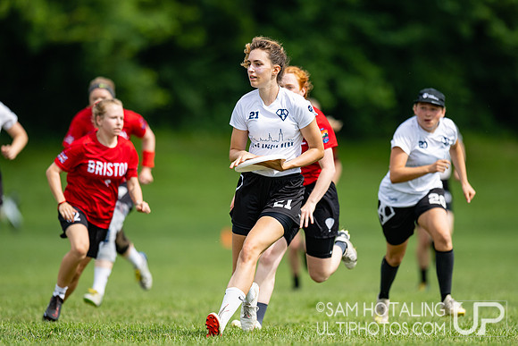 Bristol Women vs FABulous in pool play at World Ultimate Club Championships