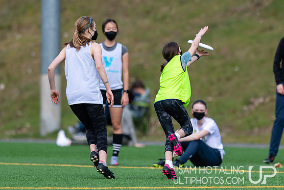 Youth ultimate frisbee at Seven Hills Invite