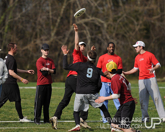 Fools Fest 2011 - Saturday Round 1 Action