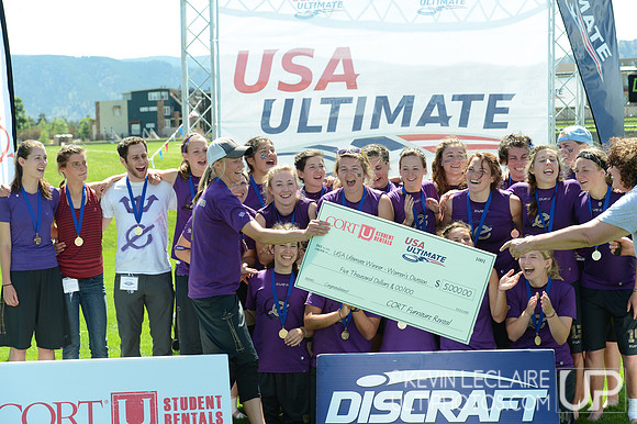 2012 USAU D-I College Championships Sunday Action