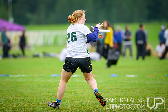 Haverford/Bryn Mawr Sneetches vs Wesleyan Vicious Circles in finals at USAU D-III College Championships