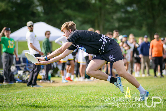 Oregon Ego vs Penn State Spank in quarterfinals finals at USAU D-I College Championships