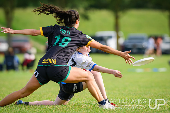 Pool play at USAU D-I College Championships
