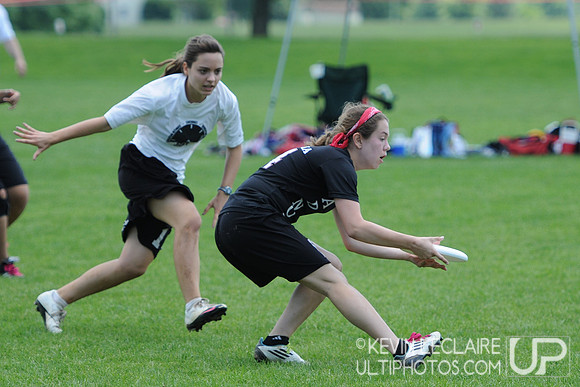 Saturday 10:45am Girls Divison -- 2011 High School Easterns