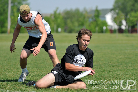 Saturday Open Pool Play & Crossovers - 2012 USAU D-III College Championships
