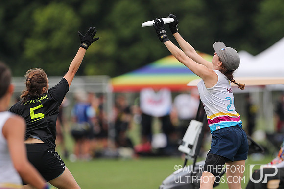 Boston Brutesquad and Tabby Rosa at the 2022 World Ultimate Club Championships