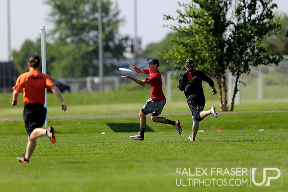Saturday Round 7 - 2014 USAU US Open