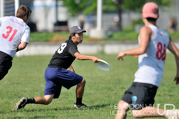 Saturday Open Pool Play & Crossovers - 2012 USAU D-III College Championships