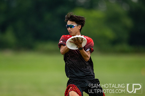 GOAT vs Nomadic Tribe in pool play at World Ultimate Club Championships