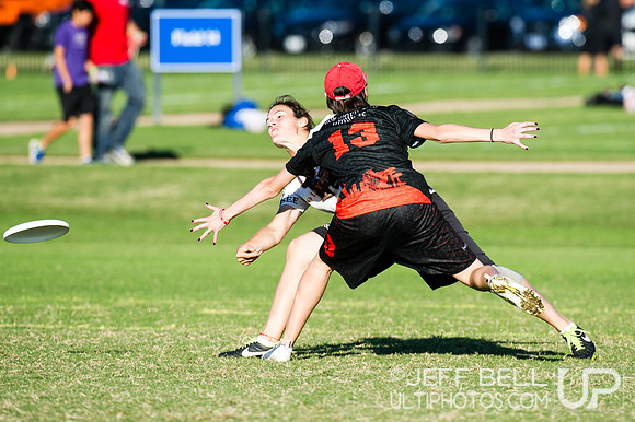 USAU_Nationals_2013_Thursday_20131017_171644_JBP2551