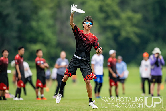 GOAT vs Nomadic Tribe in pool play at World Ultimate Club Championships