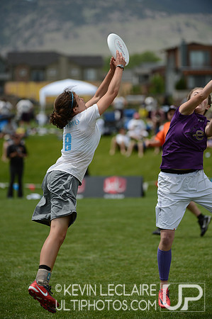 2012 USAU D-I College Championships Sunday Action
