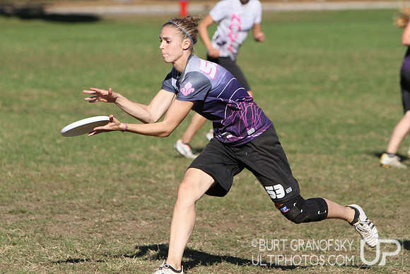 USAU NE Regionals 2013 -- Women's, Sun Round 4