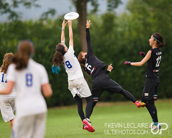 Monday Round 5 Pool Play Action