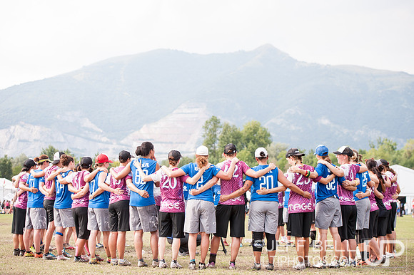 wucc2014_day7_20140808_170711_JBP02372